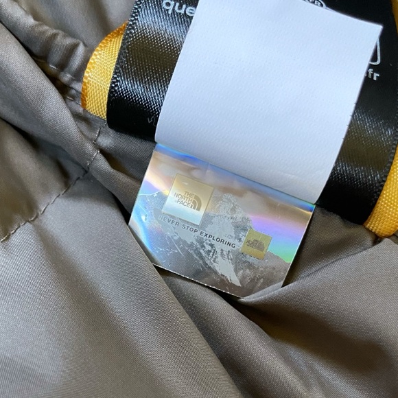 The North Face Men’s Aconcagua 3 Jacket In Falcon Brown - Picture 7 of 7